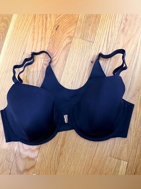 Soma Vanishing 360 Perfect Coverage Bra 36C Black Front Close Wireless